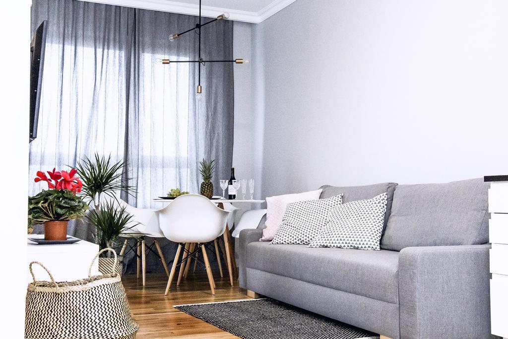 Apartamenty Grazyna Slodowiec Warszawa Exteriör bild
